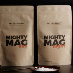 MightyMag - Premium Magnesium - getrennt für Tag und Nacht formuliert - FullSet inclusive Edelstahl Messlöffel